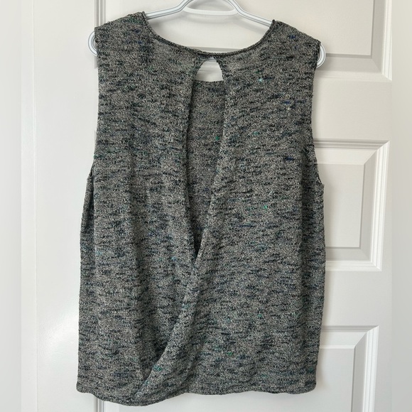 Eileen Fisher Linen Blend Sleeveless Open Back Blouse - Picture 4 of 7